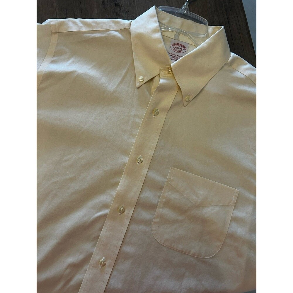 Brooks Brothers 1818 Mens Yellow Button Down Long Sleeve Non Iron Polo Size 15.5